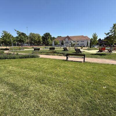 Bild vergr&ouml;&szlig;ern: Aufenthaltsfläche Bürgerpark