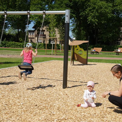 Bild vergr&ouml;&szlig;ern: Spielangebot im Bürgerpark Lage